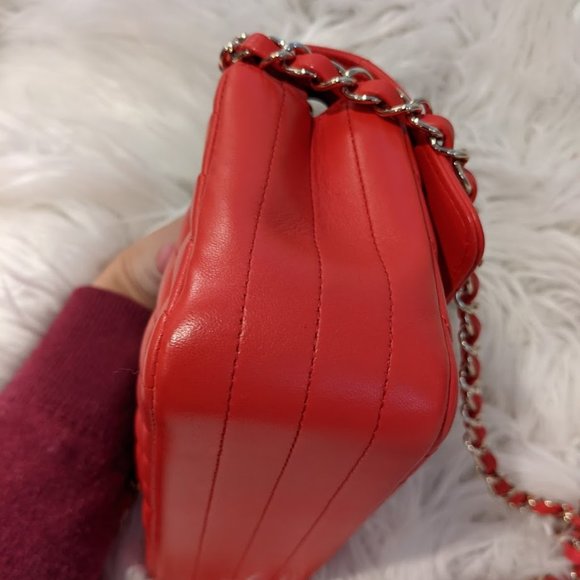 Chanel red mini rectagular lambskin chevron flap - Picture 4 of 10